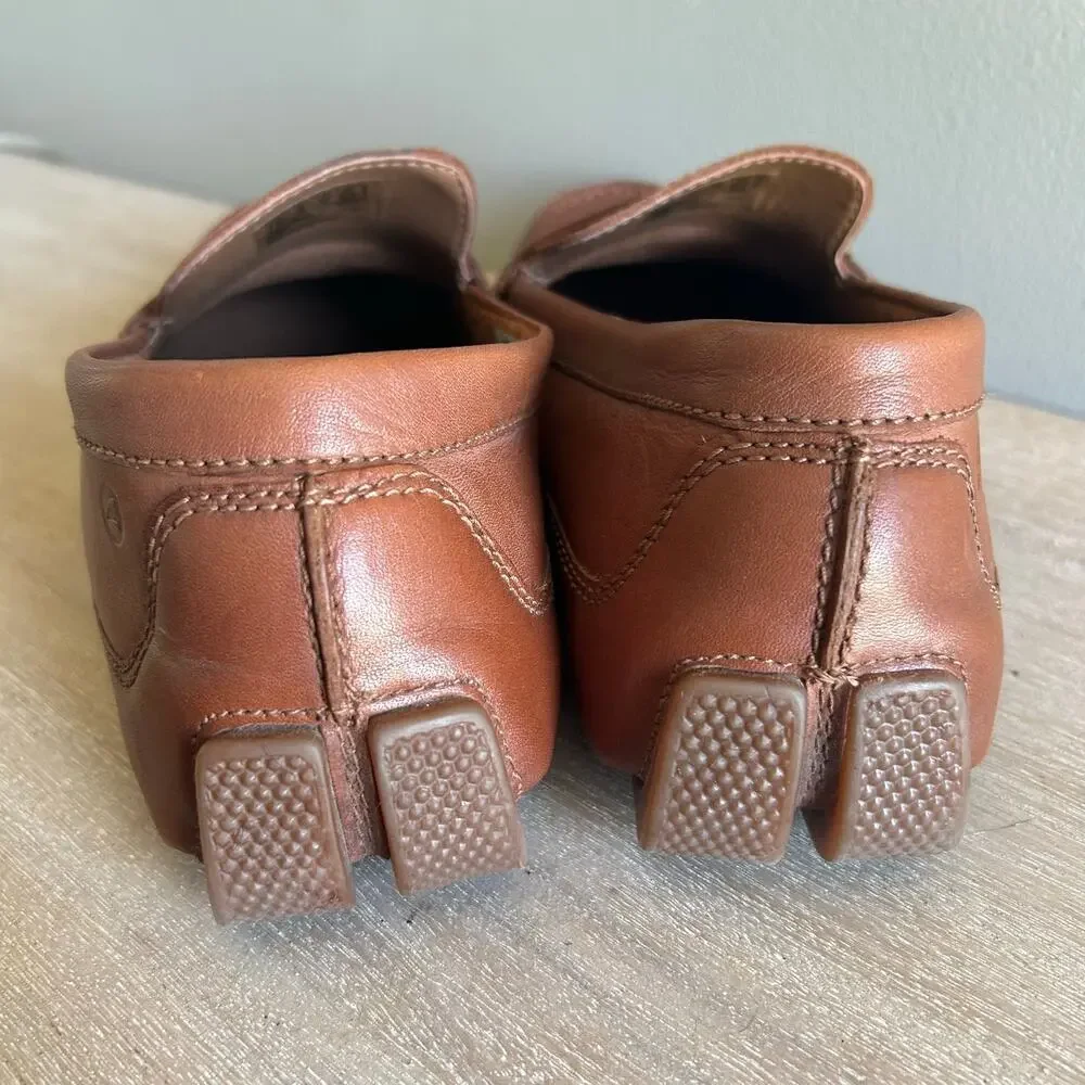 Clarks preowned good